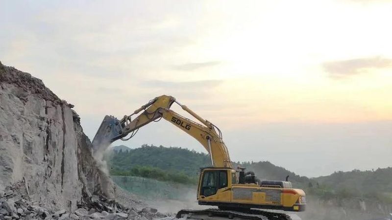 二手压路机：如何评估其实际价值与潜在风险