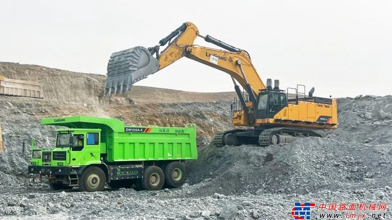 四川成都凿岩机批发市场：如何挑选合适的凿岩设备